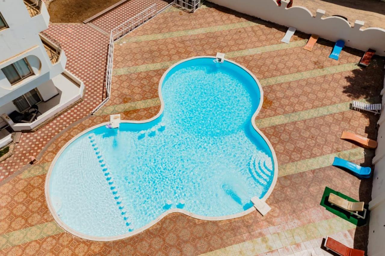 Al Makramia Compound Apartment